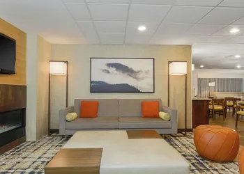 Hampton Inn & Suites Denver Tech Center hotel thumbnail 4