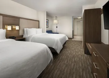 Holiday Inn Express & Suites Olive Branch by IHG hotel thumbnail 8