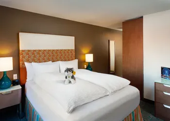 Staypineapple, University Inn, University District Seattle hotel thumbnail 6