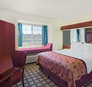 Microtel Inn & Suites by Wyndham Holland hotel detail image 4