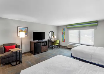 Hampton Inn Huntington University Area hotel thumbnail 5