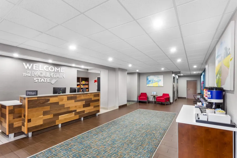 Hampton Inn Huntington University Area hotel detail image 2