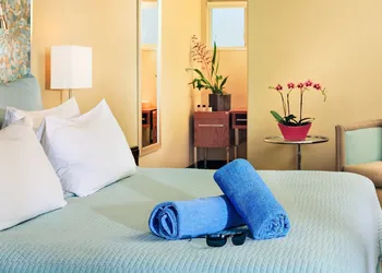 The Inn at East Beach hotel thumbnail 4