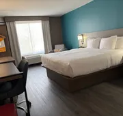Comfort Inn & Suites hotel detail image 7