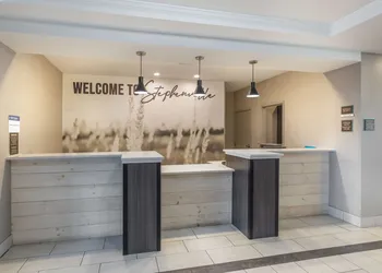 Best Western Plus Stephenville Inn hotel thumbnail 3