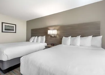 Best Western Plus Stephenville Inn hotel thumbnail 8
