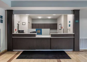 MainStay Suites Denham Springs - Baton Rouge East hotel thumbnail 2