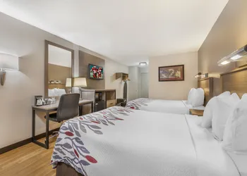 Red Roof Inn Erie – I-90 hotel thumbnail 4