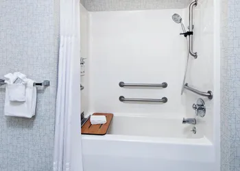 Holiday Inn Express Hotel & Suites Urbana-Champaign by IHG hotel thumbnail 8