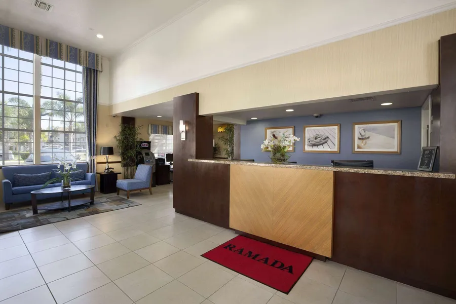 Ramada by Wyndham Costa Mesa/Newport Beach hotel detail image 2