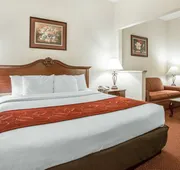 Comfort Suites Jefferson City hotel detail image 3