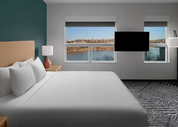 HYATT house Pittsburgh-South Side hotel thumbnail 6