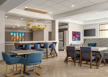 Hampton Inn By Hilton Napanee hotel thumbnail 2