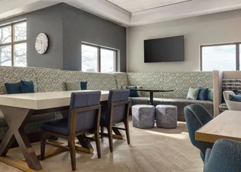 Hampton Inn By Hilton Napanee hotel thumbnail 3