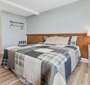 Big Bear Lakefront Lodge hotel detail image 7