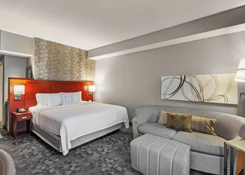 Courtyard by Marriott Tulsa Woodland Hills hotel thumbnail 8