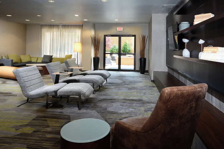 Courtyard by Marriott Beckley hotel detail image 2