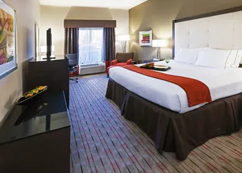 Holiday Inn Express Frisco Legacy Park Area by IHG hotel thumbnail 2