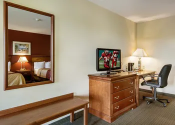 Red Roof Inn Vincennes hotel thumbnail 7