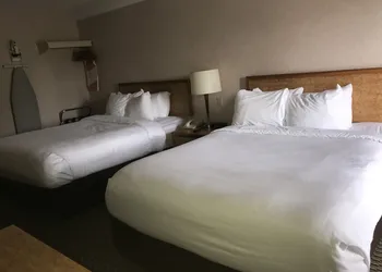 Rodeway Inn hotel thumbnail 3