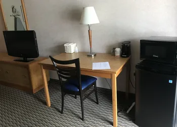 Rodeway Inn hotel thumbnail 7