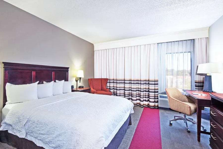 Hampton Inn Huntington/Barboursville hotel detail image 6