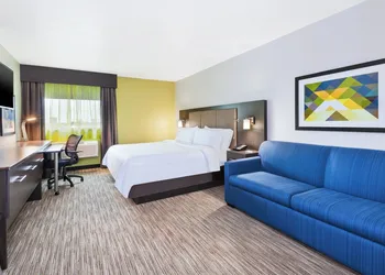 Holiday Inn Express Winnipeg Airport - Polo Park by IHG hotel thumbnail 4