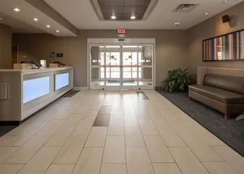 Holiday Inn Express & Suites Lenoir Cty by IHG hotel thumbnail 2