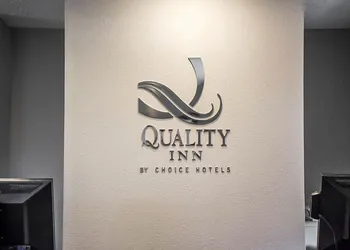 Quality Inn Cambridge hotel thumbnail 3