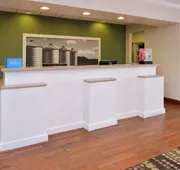 Hampton Inn & Suites Wilmington hotel detail image 3