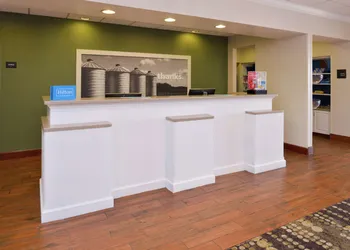Hampton Inn & Suites Wilmington hotel thumbnail 3