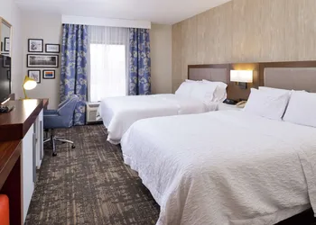 Hampton Inn & Suites Wilmington hotel thumbnail 6