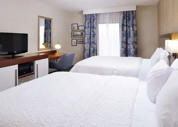 Hampton Inn & Suites Wilmington hotel thumbnail 8