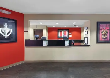 Extended Stay America Suites Los Angeles Burbank Airport hotel thumbnail 2