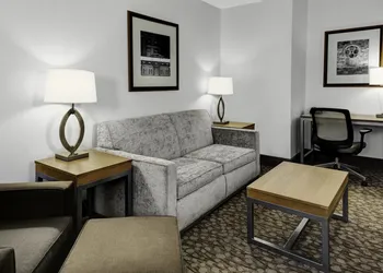 Holiday Inn Savannah Historic District by IHG hotel thumbnail 6