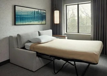 Courtyard by Marriott Hamilton hotel thumbnail 7