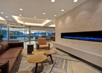Four Points by Sheraton Boston Newton hotel thumbnail 4