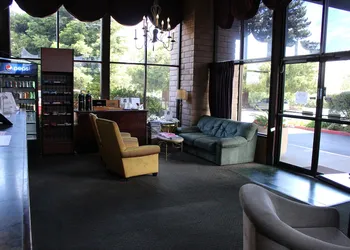 Days Inn & Suites by Wyndham Sunnyvale hotel thumbnail 2