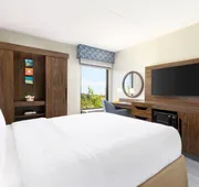 Hampton Inn Long Island/Islandia hotel detail image 5