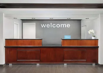 Hampton Inn Long Island/Islandia hotel thumbnail 4