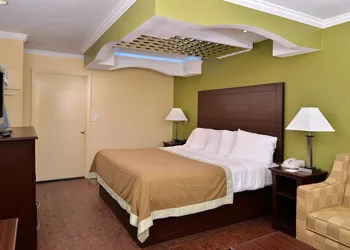 Americas Best Value Inn Winona hotel thumbnail 4