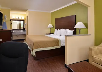 Americas Best Value Inn Winona hotel thumbnail 7