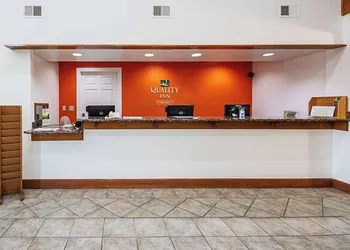 Quality Inn Dodge City hotel thumbnail 2