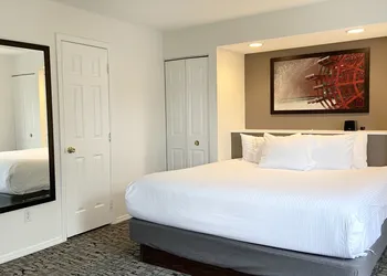 Club Wyndham Branson at The Falls hotel thumbnail 6