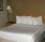 Americas Best Value Inn & Suites Bismarck hotel detail image 4