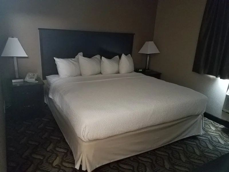 Americas Best Value Inn & Suites Bismarck hotel detail image 6