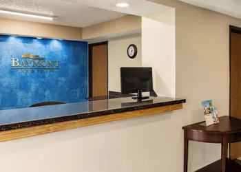 Baymont by Wyndham Cedar Rapids hotel thumbnail 4