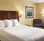 Baymont by Wyndham Cedar Rapids hotel detail image 7