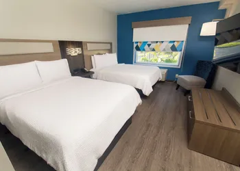 Holiday Inn Express & Suites Cocoa by IHG hotel thumbnail 5