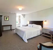 Seaglass Inn & Spa hotel detail image 3
